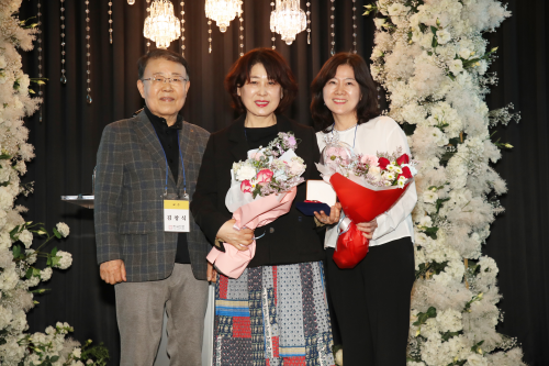 신인 (4).png