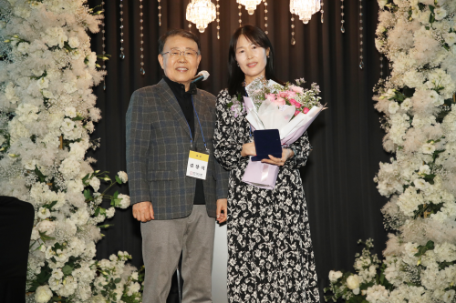 신인 (5).png